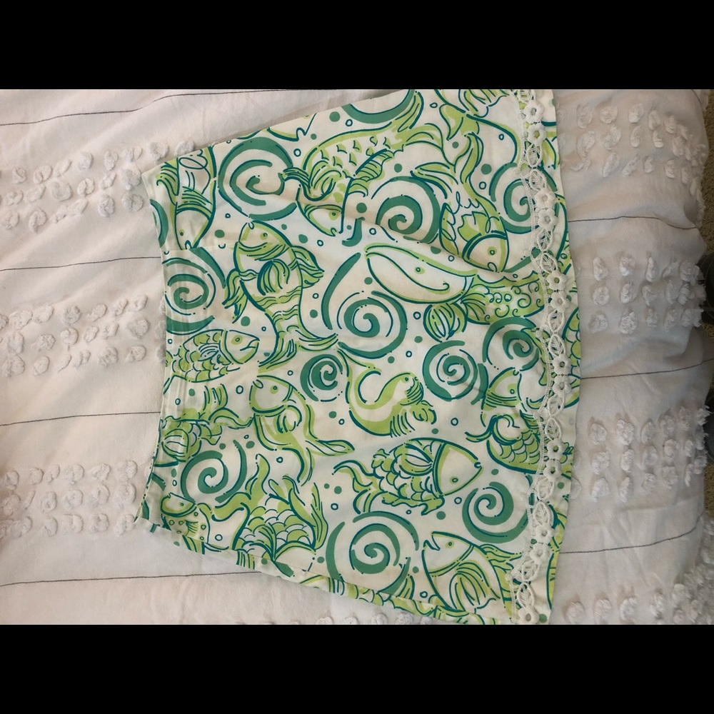 LILLY SKIRT SIZE 6 SUPER CUTE WITH FISHIES